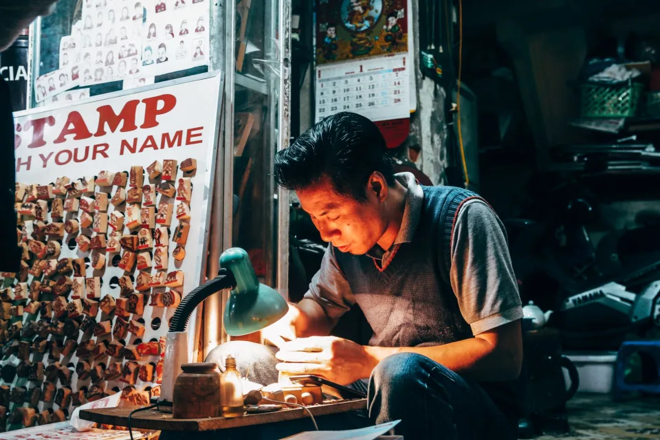 Chỗ để xe và ngồi chờ